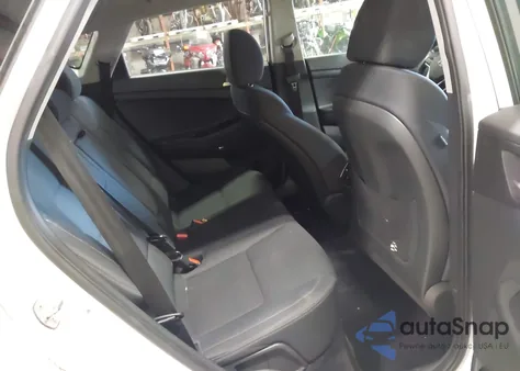 2019 Hyundai Tucson Night z USA, uszkodzony, nr VIN KM8J33AL2KU953418